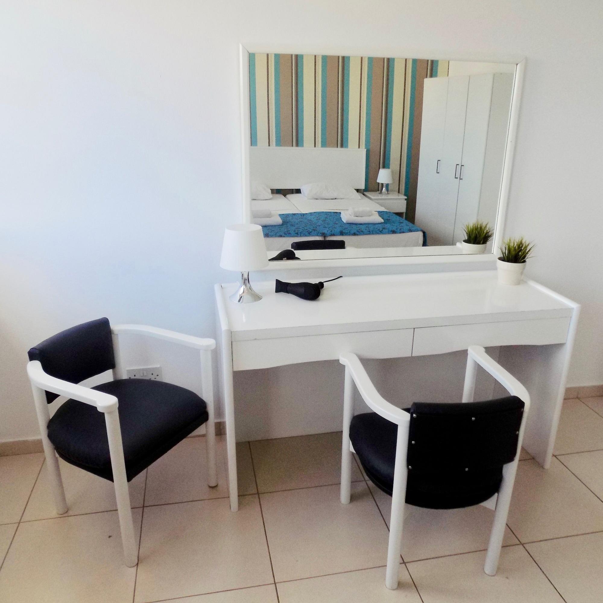 Margarita Napa Apartments Ayia Napa Exteriör bild